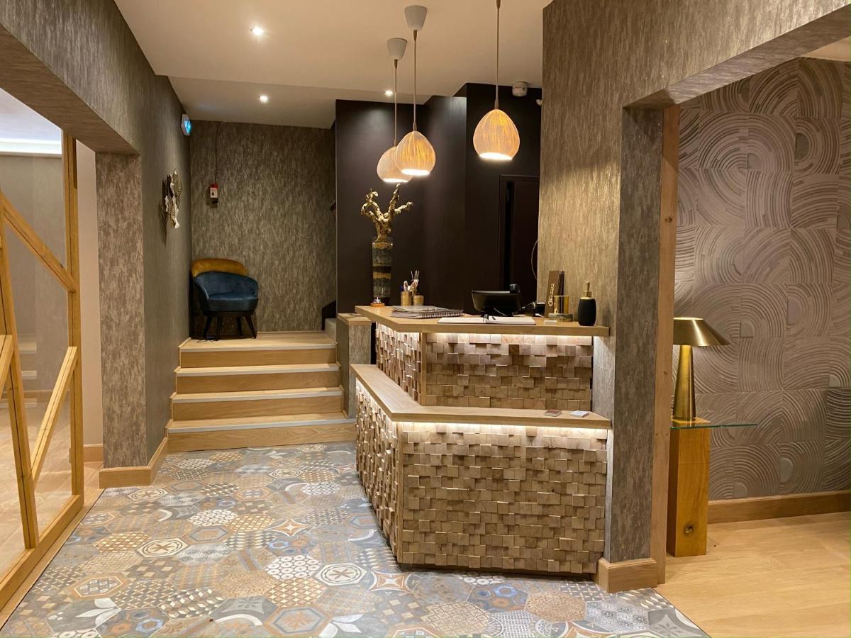 Hotel De La Poste Falaise  Zewnętrze zdjęcie