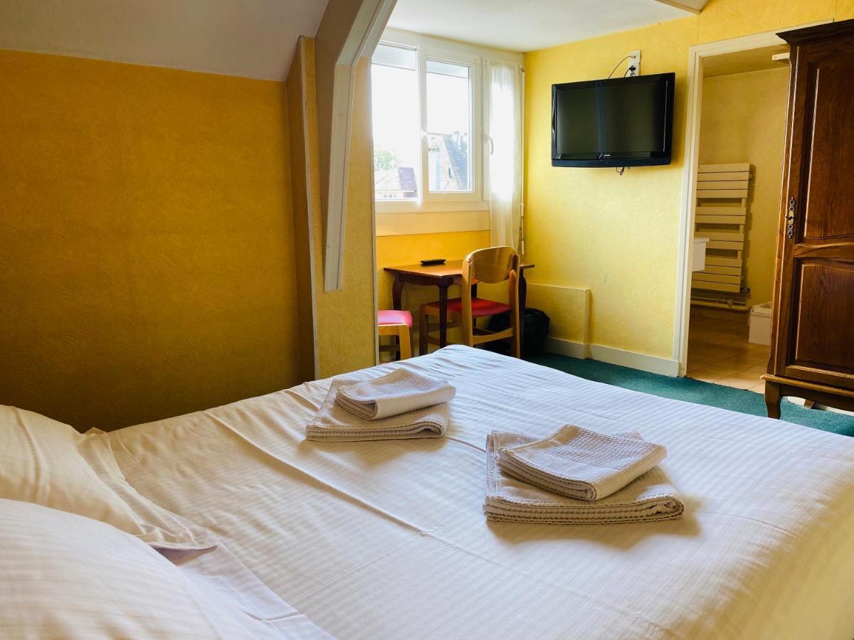 Hotel De La Poste Falaise  Zewnętrze zdjęcie